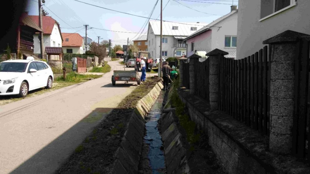 Fotografia fotogalérie Oprava priekopy