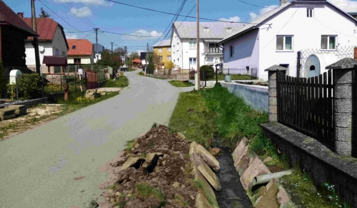 2. fotografia fotogalérie Oprava priekopy