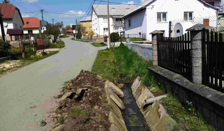 3. fotografia fotogalérie Oprava priekopy