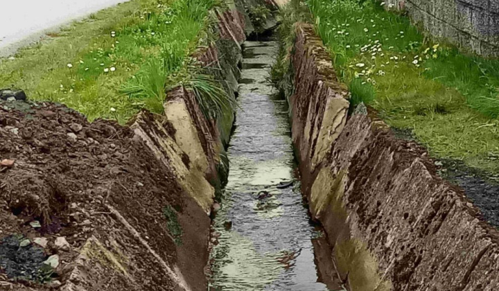 6. fotografia fotogalérie Oprava priekopy