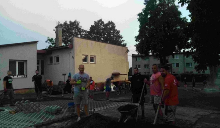 19. fotografia fotogalérie Výstavba multifunkčného ihriska 2022